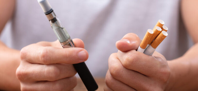 Los cigarrillos electrónicos pueden provocar cambios celulares potencialmente cancerígenos , similares a los del tabaco convencional